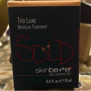 SOLD! Skinbetter Science Trio Luxe Moisture Treatment